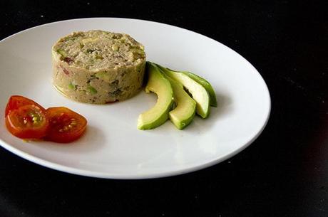 TARTAR DE ATÚN BLANCO O BONITO DEL NORTE