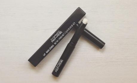 Violeta Botánica: http://violetabotanica.blogspot.com.es/