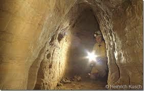 Arqueólogos  descubren red de túneles bajo toda Europa