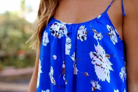 Klein Background Klein Background