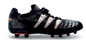 Regreso al pasado Parte I: Adidas Predator ’94 El origen. La primera Predator de la historia. Fuente : Soloporteros