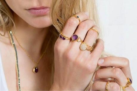Tendencias en joyas: muchos y pequeños es mejor que uno y grande