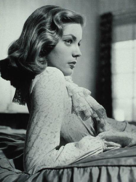 LRG Magazine - Lauren Bacall - Camisa Blanca