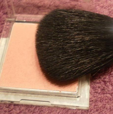 maquillaje dorado, look dorado, tecnica ahumado, efecto ahumado, makeup, 