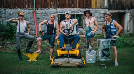 Steve 'N' Seagulls - Thunderstruck (Live) (2014)