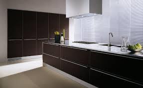 Fotos: Cocinas en color chocolate y blanco