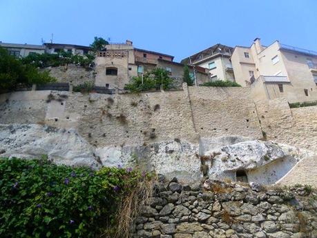 Turismo, turismo rural, Bocairent, bocairente, Barrio Medieva, Barri medieval, covetes dels moros, cuevas de moros, cava de sant blai, plaza de toros, plaça de bous, covetes del colomer, cuevas de la paloma, comunidad valenciana, 