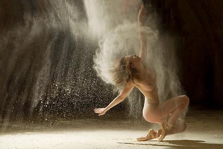 Bailando entre polvo de estrellas. Ludovic Florent