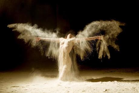 Bailando entre polvo de estrellas. Ludovic Florent