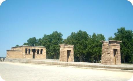 D de... Debod