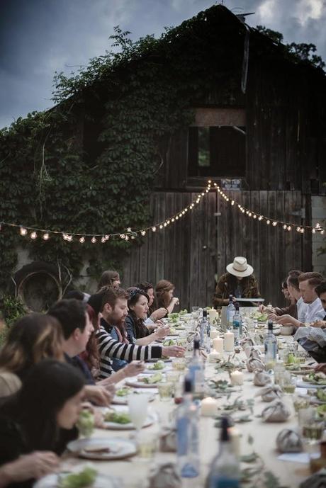 Cena de verano entre amigos