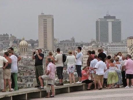 Cuba recibe al turista “dos millones”
