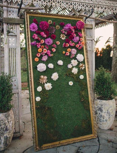 Paneles florales como fondo de ceremonia colores-de-boda-panel-flores-ceremonia-4