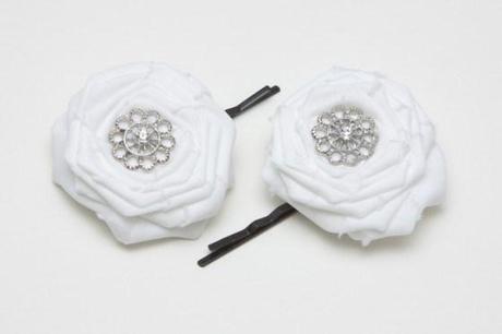 colores-de-boda-ramo-flores-tela-blanca-blanco-11