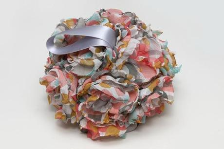 colores-de-boda-ramo-flores-tela-blanca-blanco-6