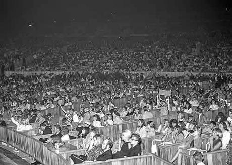 50 Años: 23 de Agosto de 1964 - Hollywood Bowl - Los Ángeles - EE.UU.