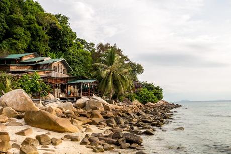 El pedregoso final de Coral Bay, Perhentian