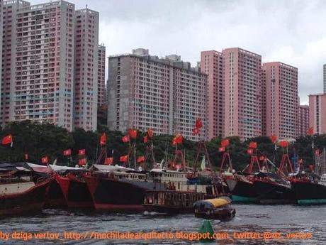 El puerto de Aberdeen en Hong Kong