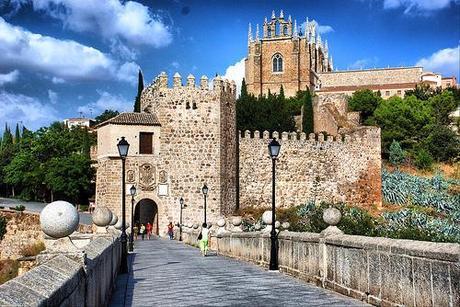 Puerta de Los Arbitrios o de San Martín en Toledo