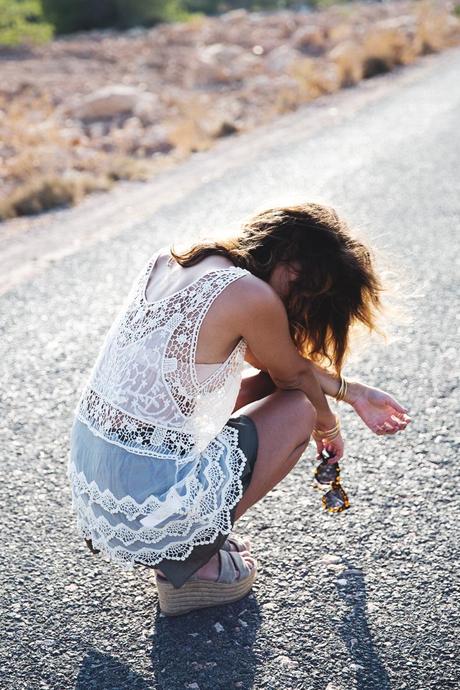 Festival_Outfit-Crochet_Top-Summer-Outfit-Collage_Vintage-8