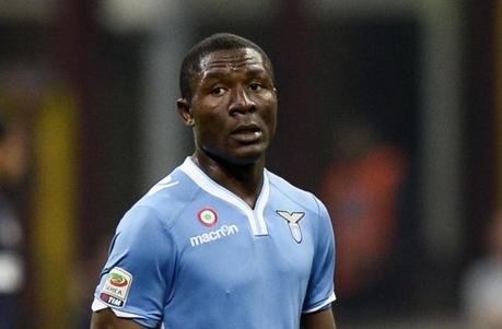 El polémico Joseph Minala se va cedido al Bari
