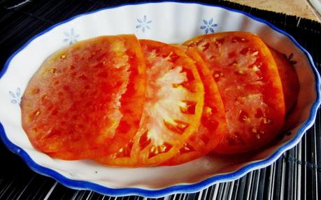 ES TIEMPO DE...............TOMATES.-