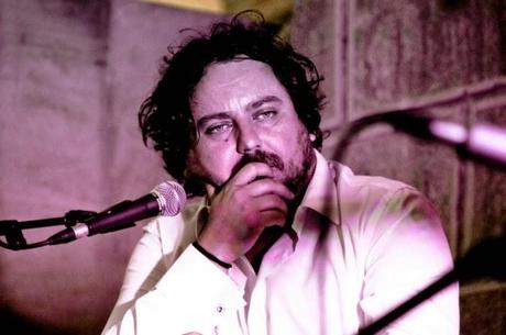 Alberto Chessa escribe sobre `Vigilia del asesino´ y `Los monos insomnes´