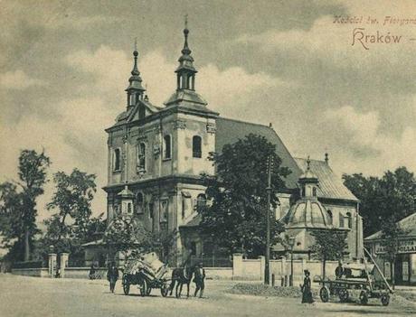 La iglesia de San Florián (un tanto achatada por la perspectiva), ya con su aspecto actual, en 1910.