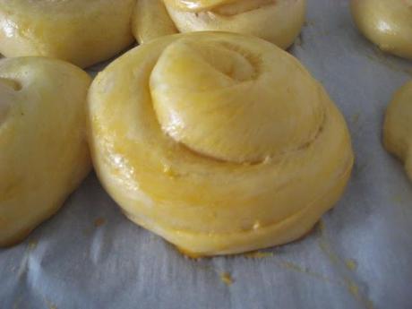 DESAFÍO AGOSTO DARING  BAKERS.  DOS OPCIONES: Kürtőskalács /Chimney cake o Ensaimadas.  Yo  Ensaimadas