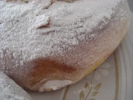 DESAFÍO AGOSTO DARING  BAKERS.  DOS OPCIONES: Kürtőskalács /Chimney cake o Ensaimadas.  Yo  Ensaimadas