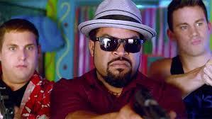 Manu Zapata_El cine (de estreno) fácil de leer_vivazapata.net_Ice Cube
