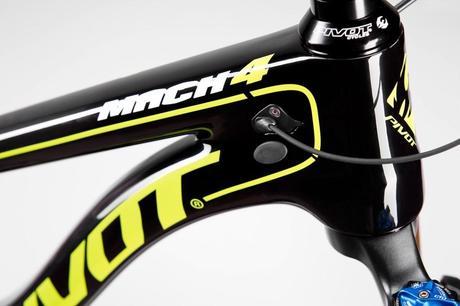 Pivot Cycles, dentro de su catálogo 2015, contara con los modelo Mach 4 Carbon y Phoenix Carbon Pivot Mach 4 Carbon 5