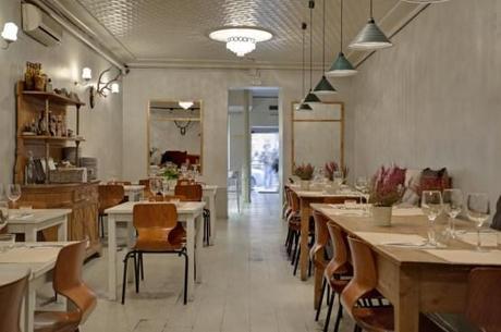 restaurantes nórdicos bohemios en españa Restaurante Clarita   Madrid decoración nórdica locales comerciales decoración interiores nórdicos restaurantes decoración de mesas en restaurantes decoración bares y restaurantes decoración bares nórdicos blog decoración restaurantes blog decoracion interiores 