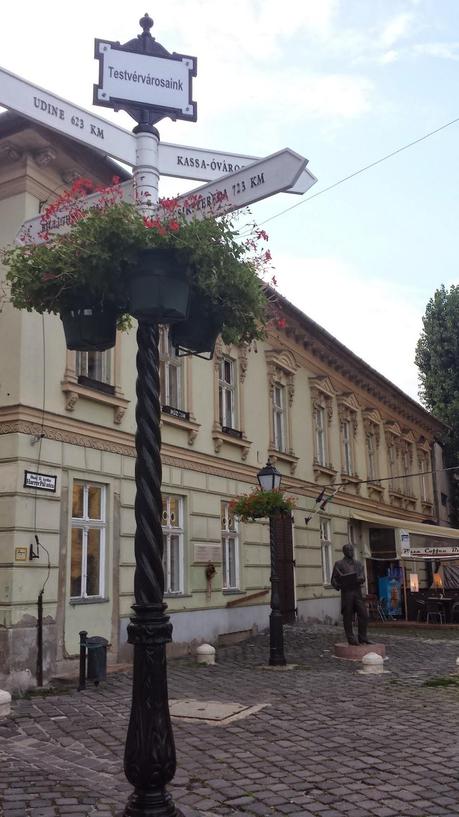 Rincones de Budapest (III) : Óbuda, Fő tér