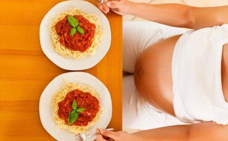 Embarazada cantidad de comida
