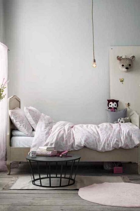 tiendas online accesorios hogar tiendas de interiores diseño y decoración Tiendas de diseño nórdico hm home portavelas servilletas manteles toallas fundas nórdicas H&M Home disponible online en España estilo nórdico estilismo de mesas de interiores decoración interiores blog blog estilo nórdico 