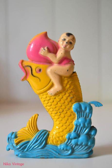 encendedor antiguo kistch retro mechero fantasia metal