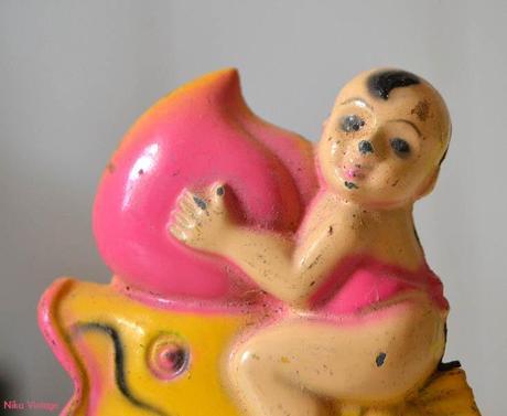 encendedor antiguo kistch retro mechero fantasia metal