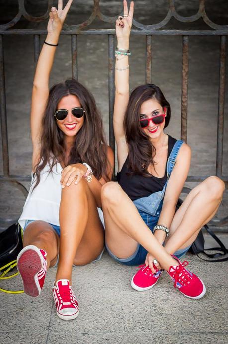 ShoesAndBasics Friends: These girls wear sneakers