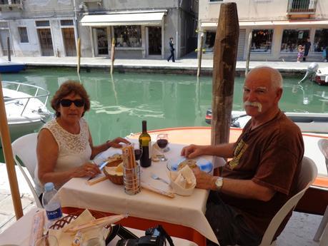 MURANO    LA     ISLA    DEL    FAMOSO   CRISTAL