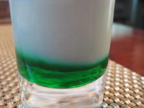 VASITOS DE CREMA DE YOGUR CON SIROPES VARIADOS