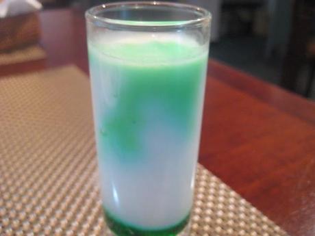 VASITOS DE CREMA DE YOGUR CON SIROPES VARIADOS