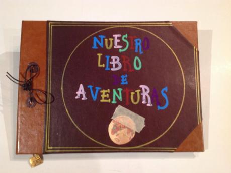 Varios libros de firma basados en el libro de la película Up