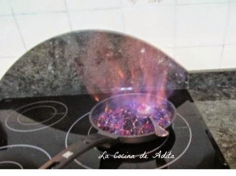 TARTA  DE  YEMAS  Y  CEREZAS AL KIRSCH