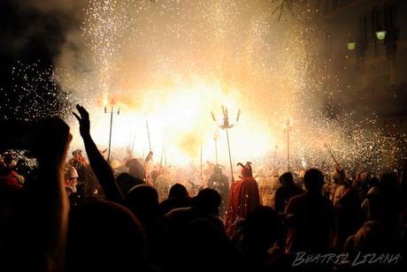 De asustarme de los cohetes, a fotografiar un correfoc correfoc barcelona