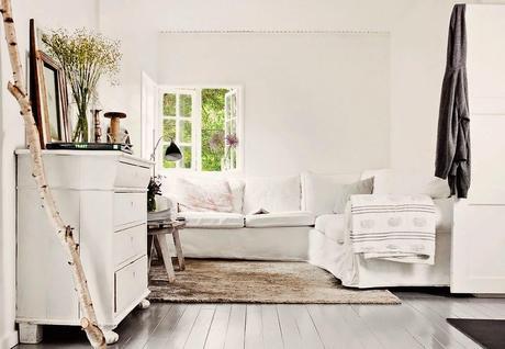 UN PRECIOSO COTTAGE ESCANDINAVO PARA EL VERANO