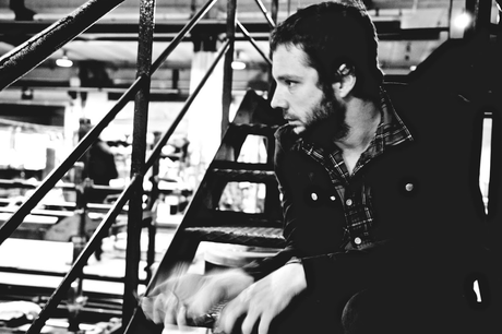 VILLANUEVA COMIENZA EN OTOÑO LA GIRA DE VIAJES DE IDA