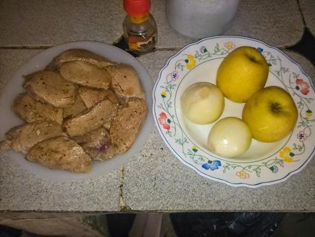 MEDALLONES DE SOLOMILLOS DE CERDO EN SALSA DE MANZANAS