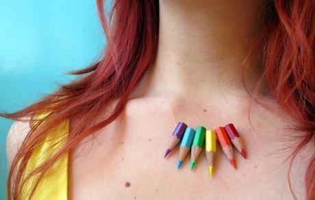 Collar con pinturas Collar con pinturas