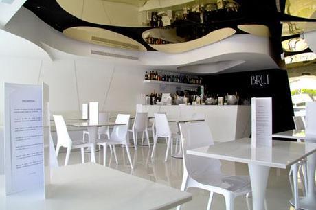 NUEVAS IMÁGENES DEL LOUNGE BAR DISEÑADO POR A-CERO EN POZUELO, MADRID